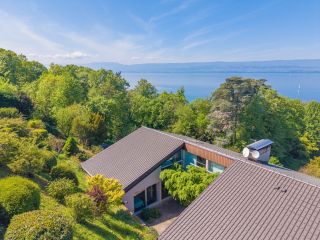 house 7 Rooms for sale on THONON LES BAINS (74200)