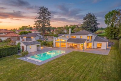 Sale Architect's house Nernier 8&nbsp;Rooms 240&nbsp;m²