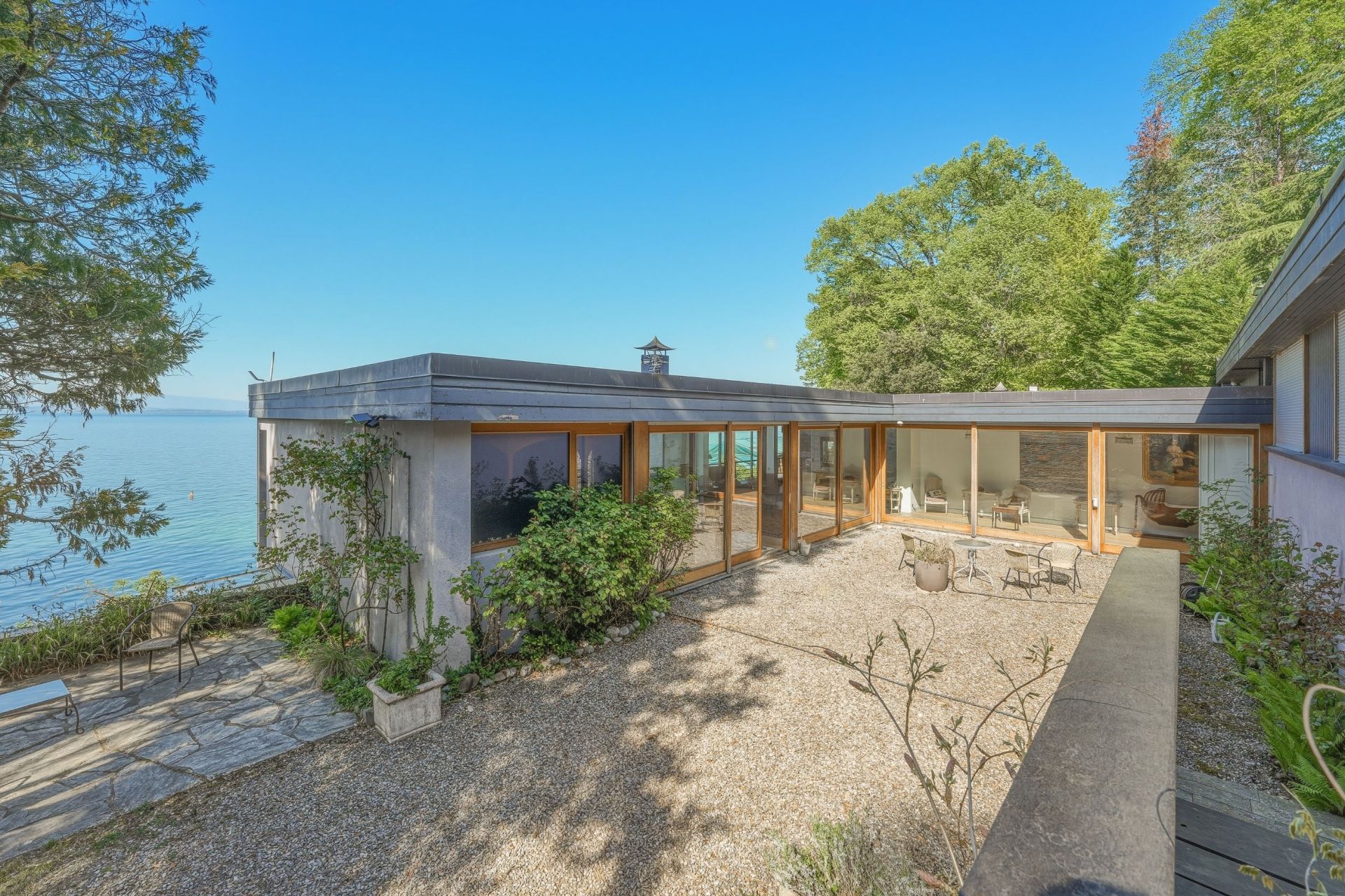 maison 14 Pièces en vente sur AMPHION LES BAINS (74500)
