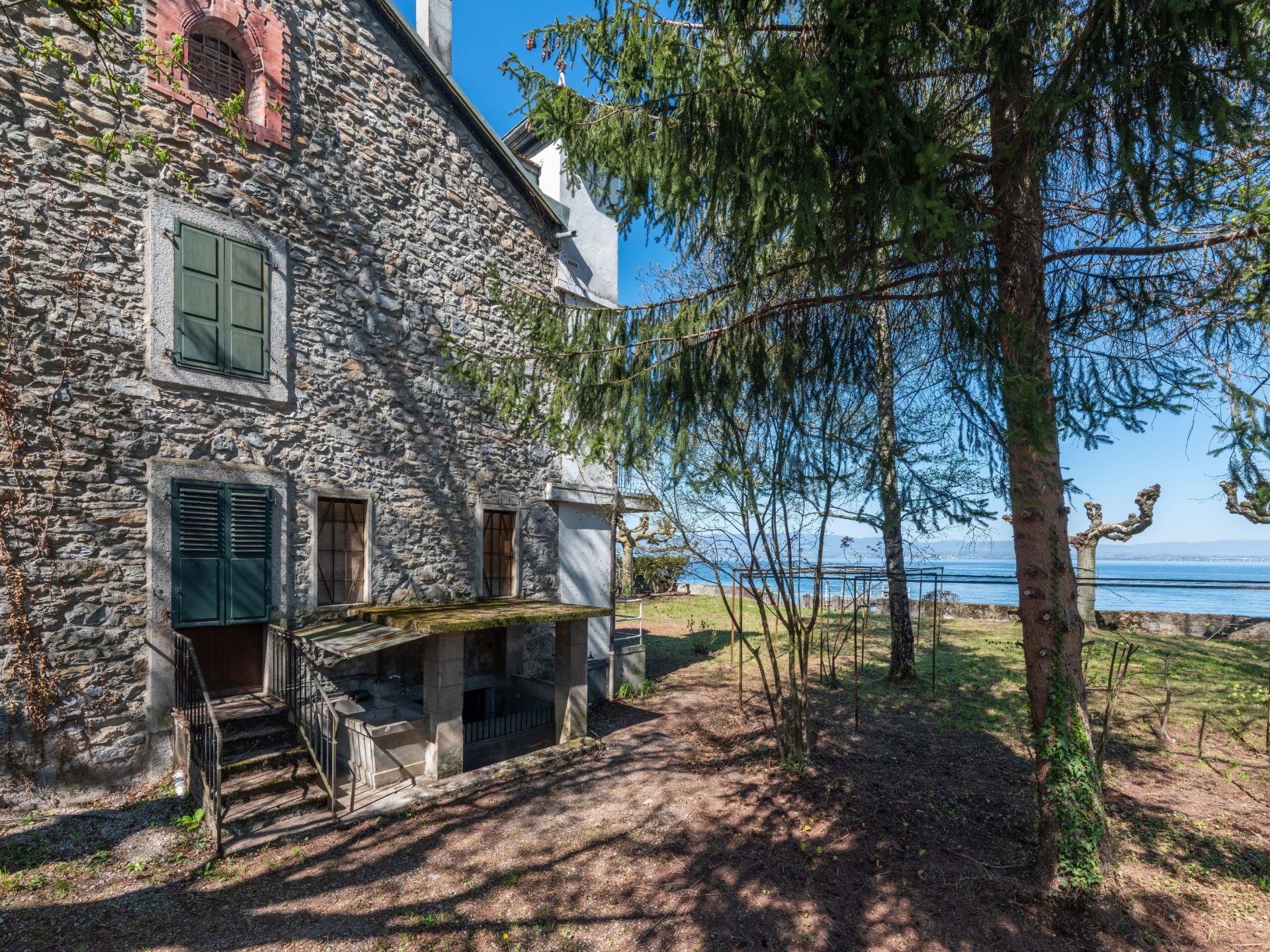 maison 9 Pièces en vente sur EVIAN LES BAINS (74500)