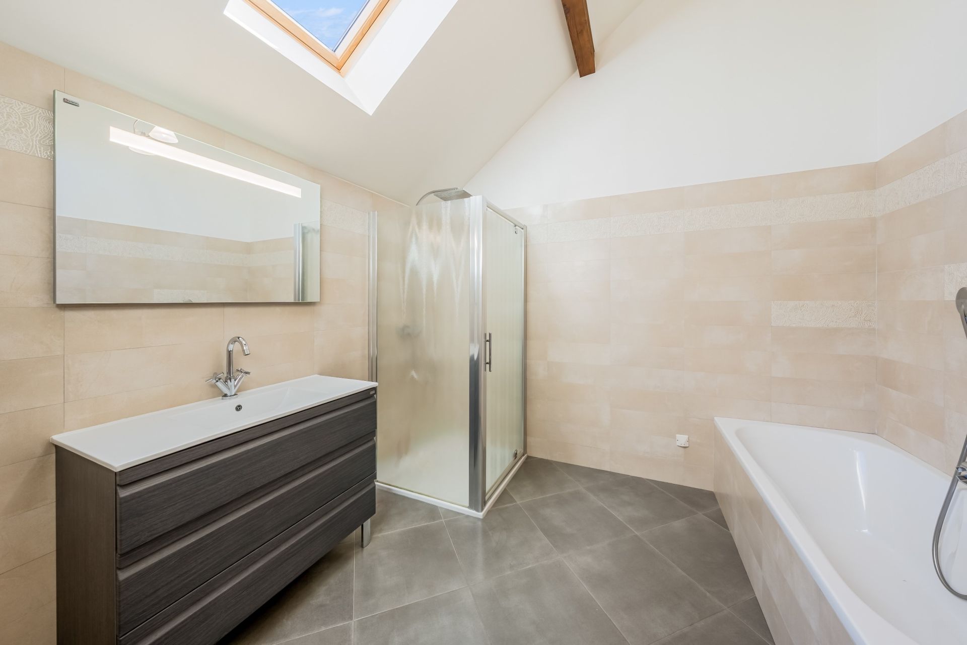 maison 8 Pièces en vente sur MASSONGY (74140)