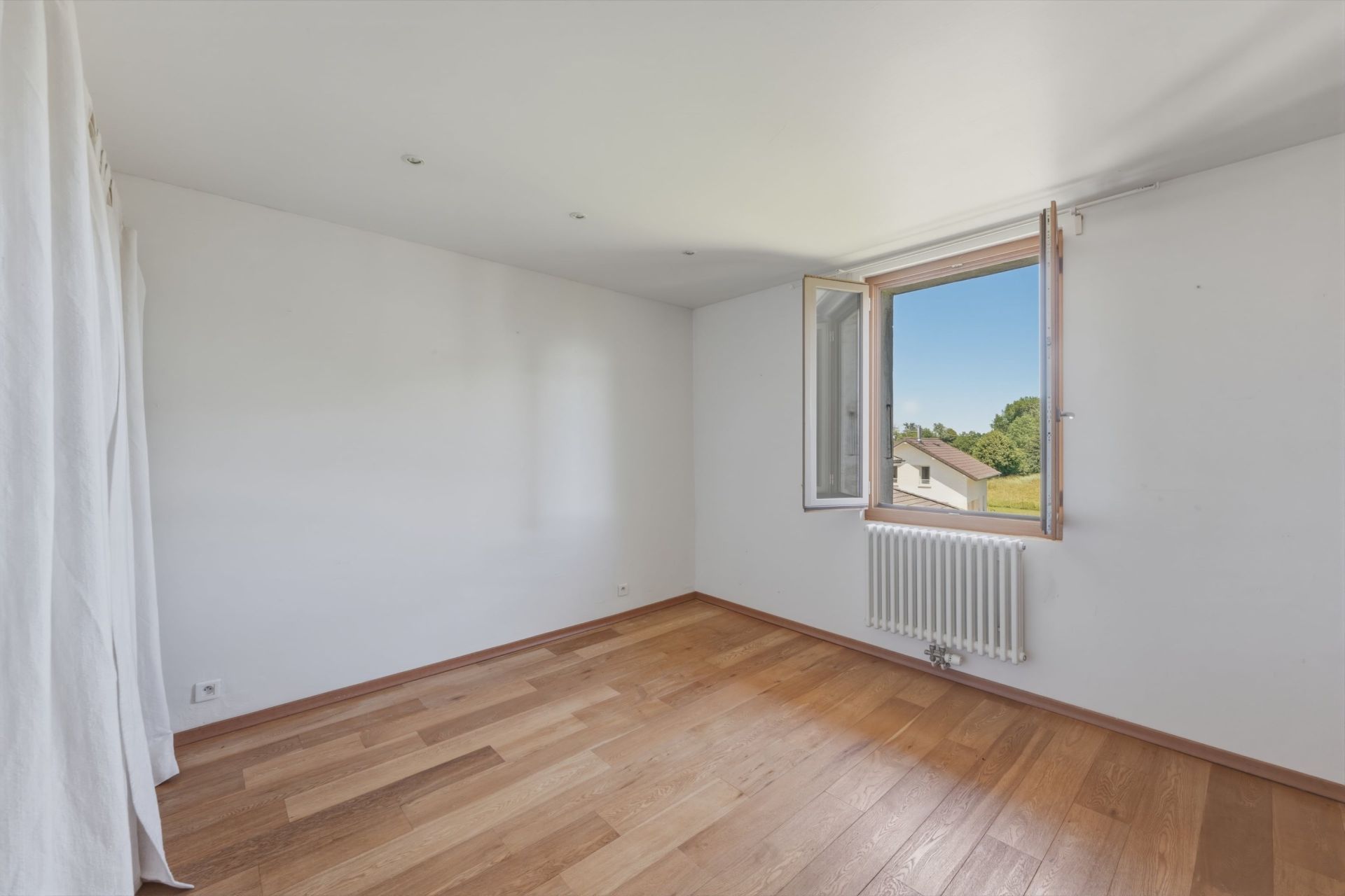 house 7 Rooms for sale on SCIEZ (74140)