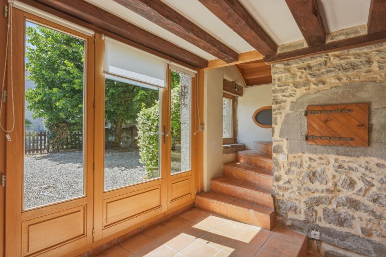 house 7 Rooms for sale on SCIEZ (74140)