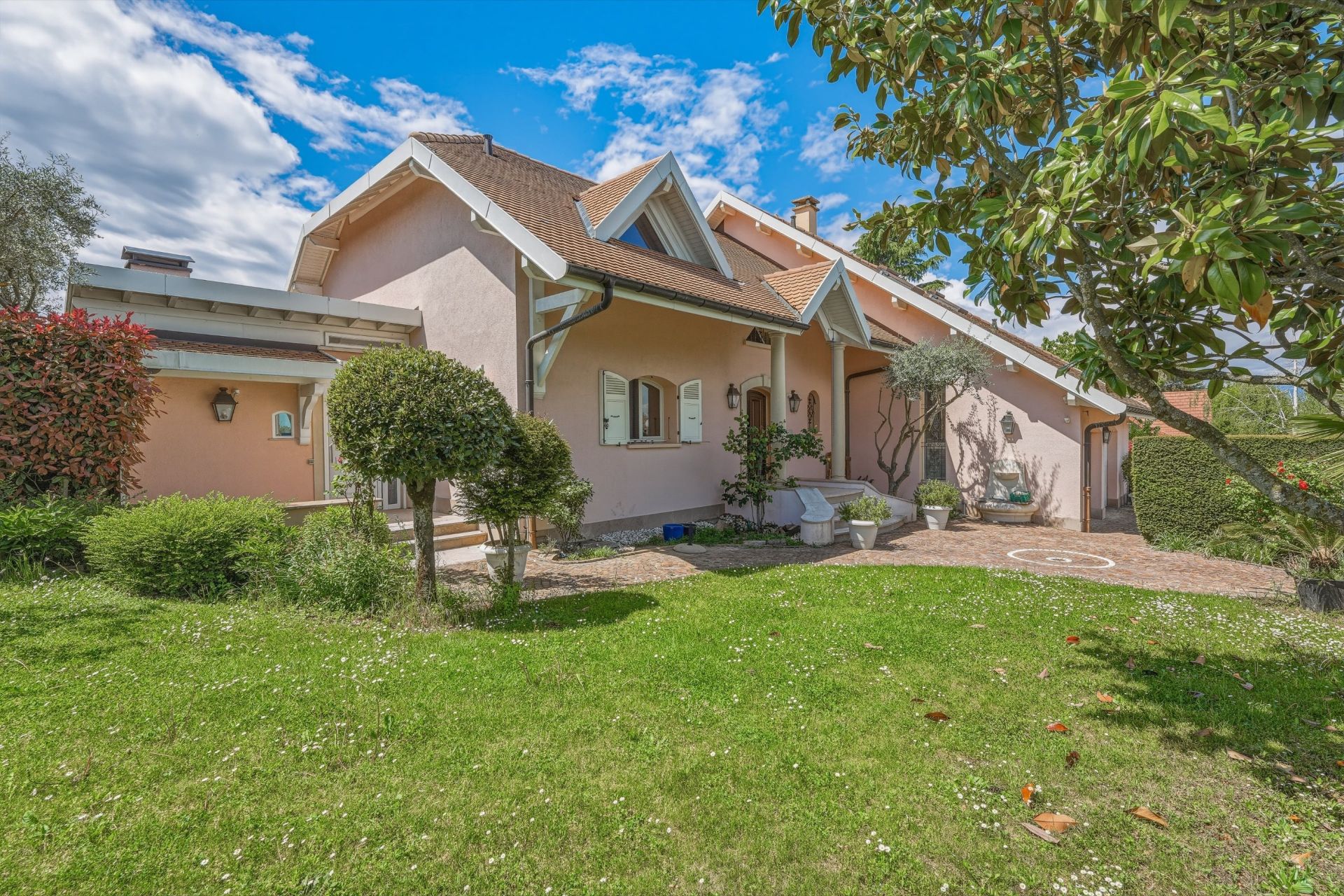 maison 7 Pièces en vente sur NERNIER (74140)