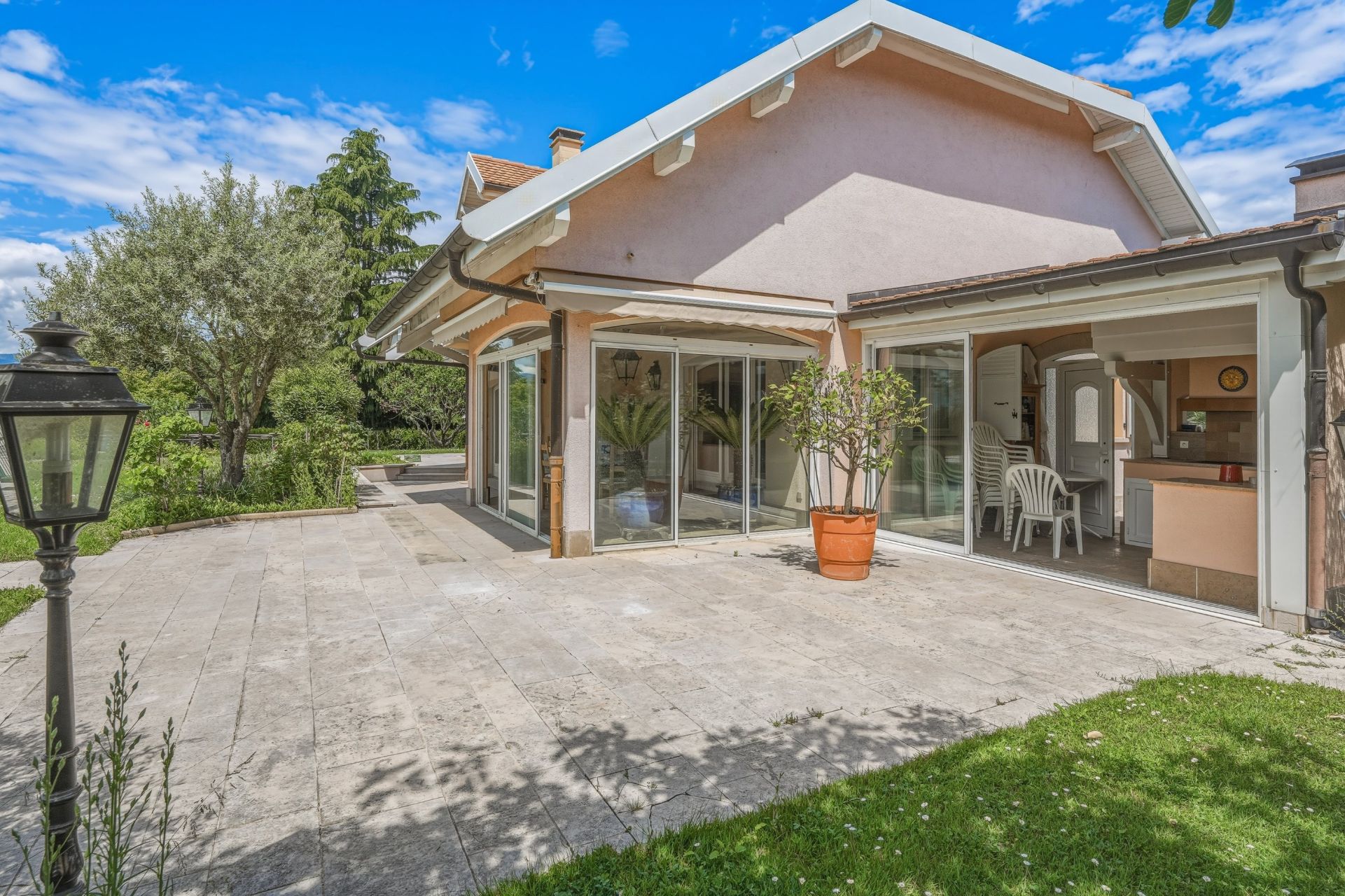 maison 7 Pièces en vente sur NERNIER (74140)