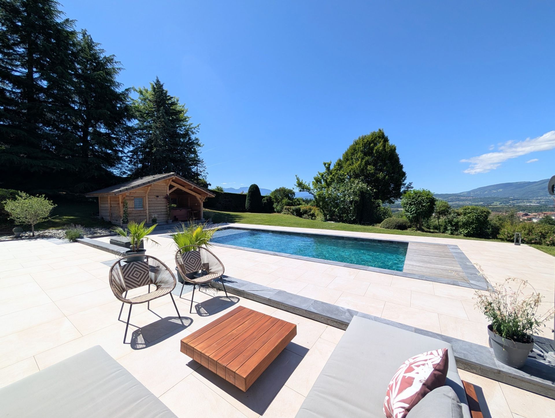 maison contemporaine 7 Pièces en vente sur CRANVES SALES (74380)