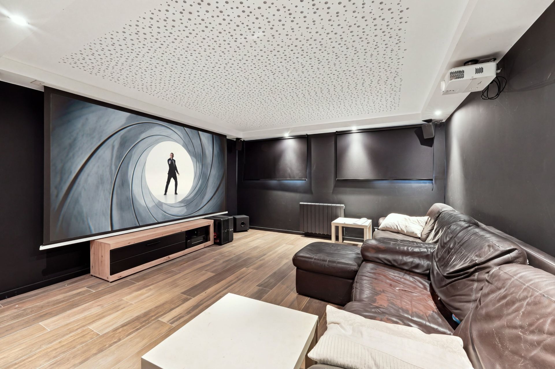 contemporary house 7 Rooms for sale on CRANVES SALES (74380)