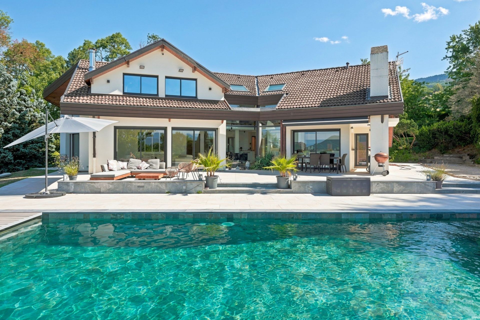 contemporary house 7 Rooms for sale on CRANVES SALES (74380)