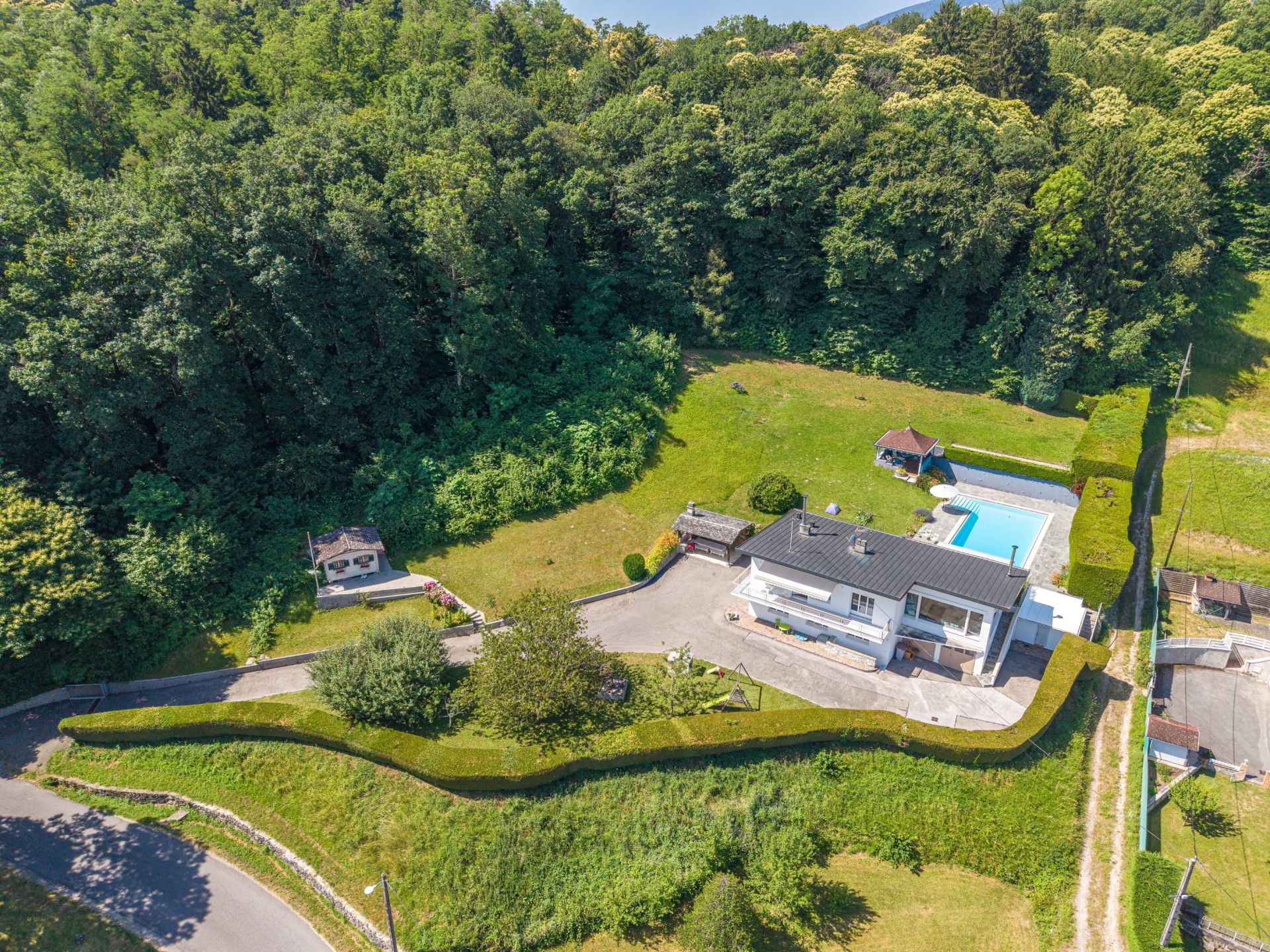 maison contemporaine 6 Pièces en vente sur REIGNIER ESERY (74930)