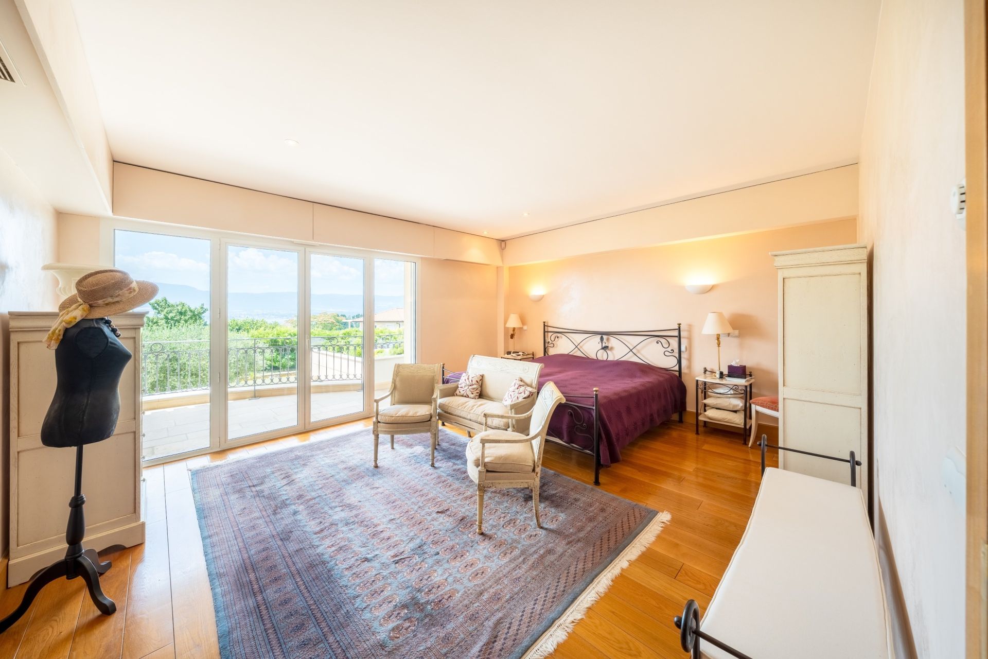 maison 15 Pièces en vente sur MESSERY (74140)
