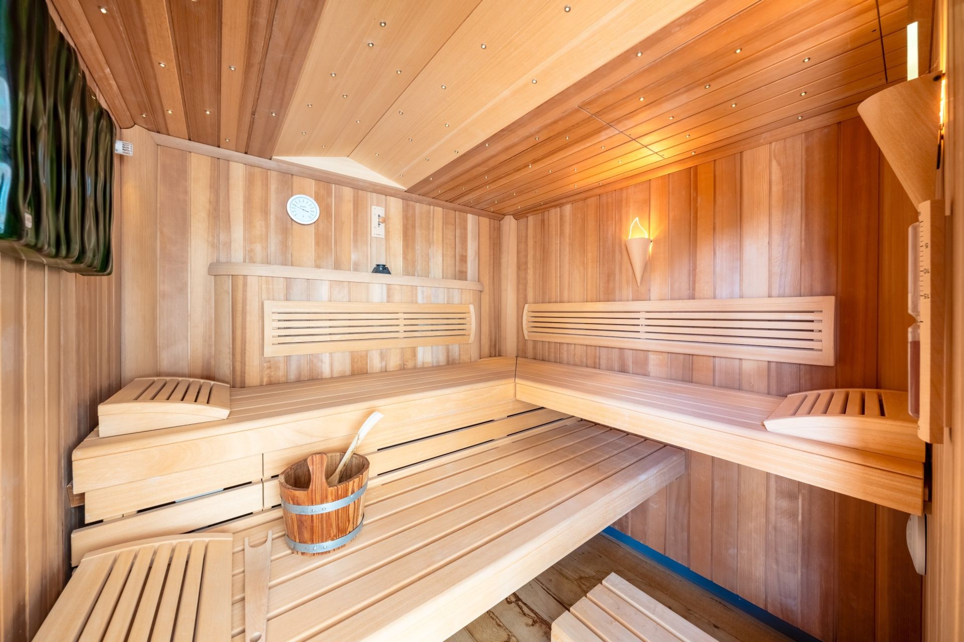 maison 15 Pièces en vente sur MESSERY (74140)