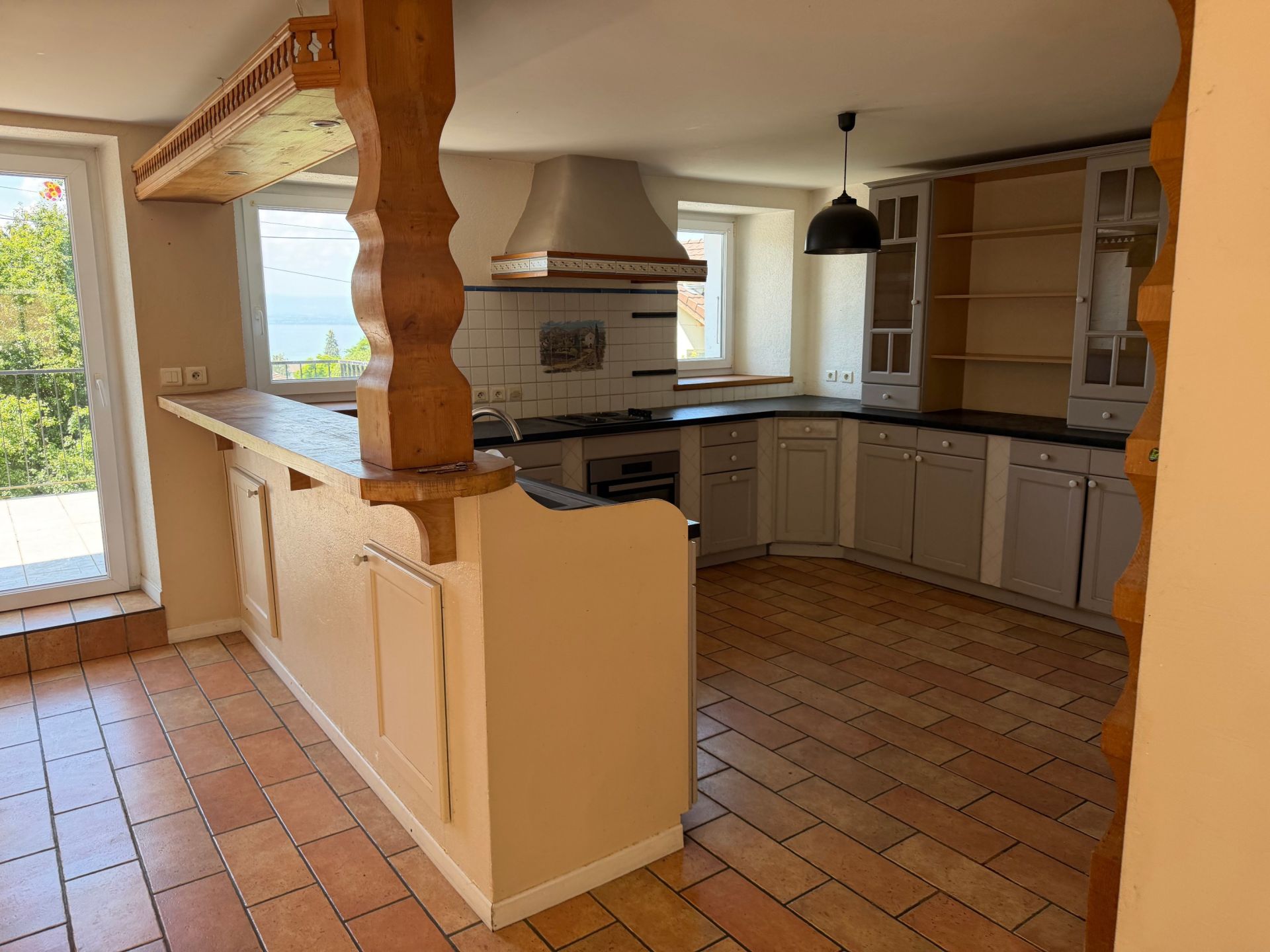 house 7 Rooms for sale on MAXILLY SUR LEMAN (74500)