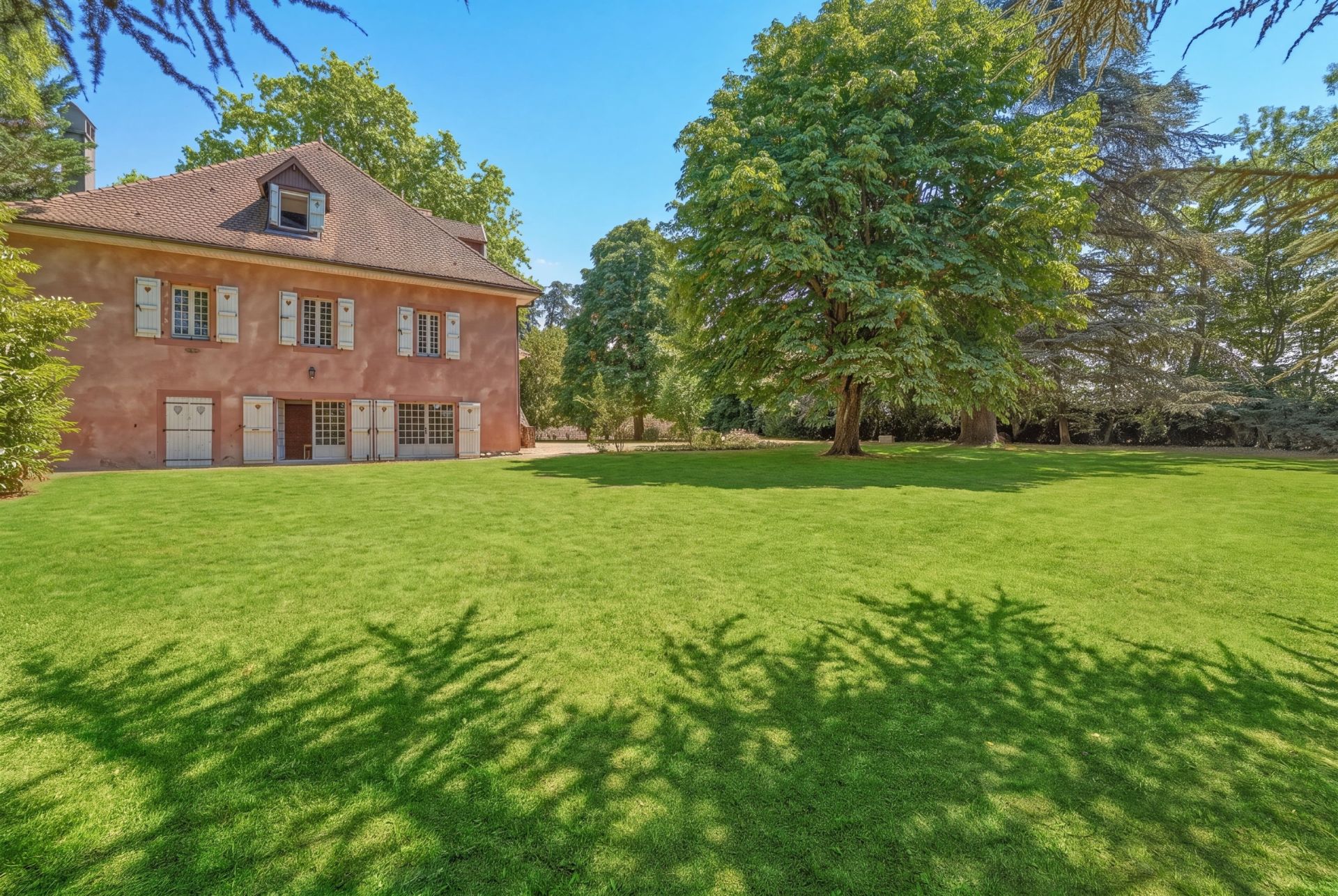 maison 10 Pièces en vente sur ALLINGES (74200)