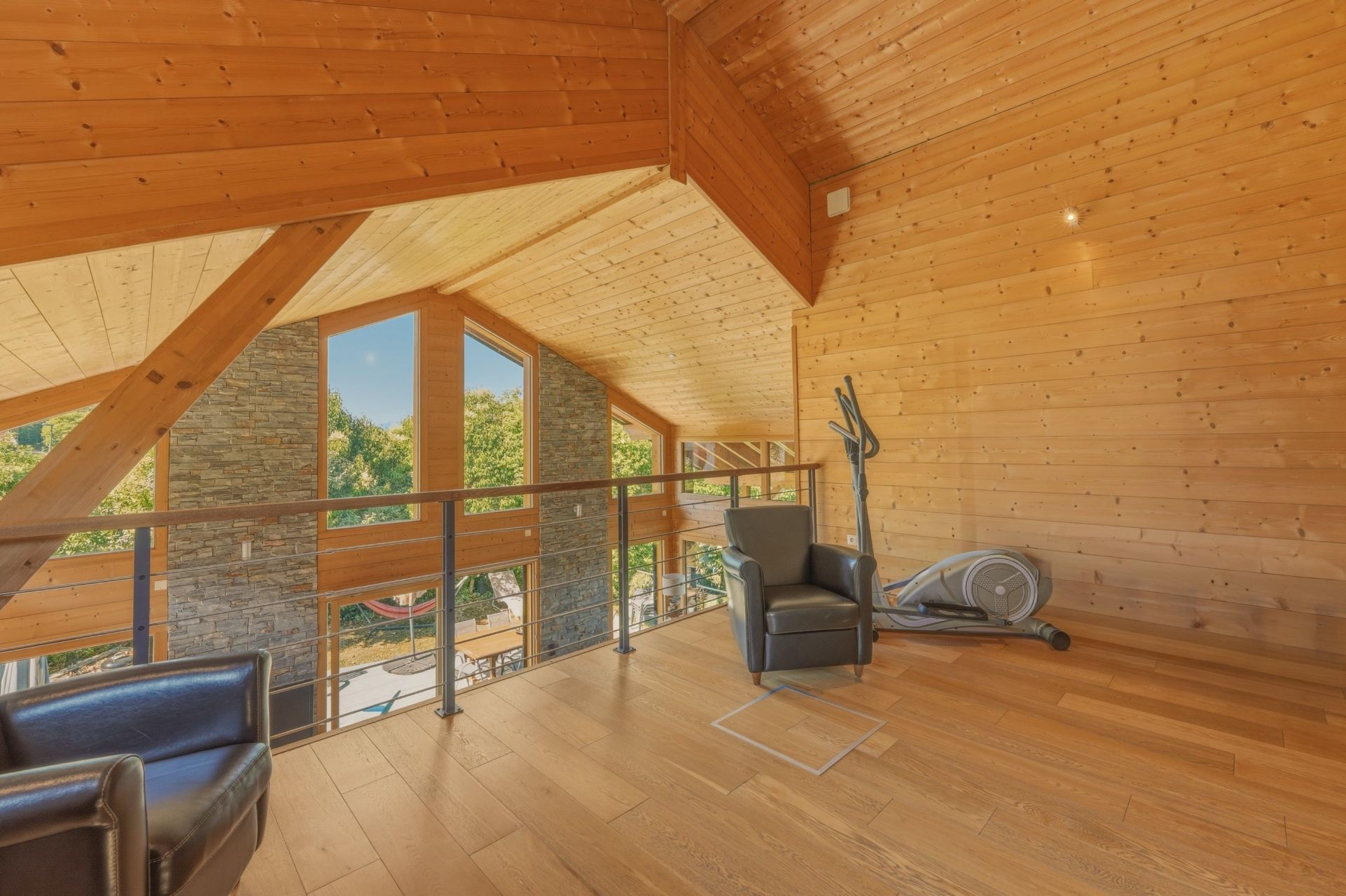 contemporary house 6 Rooms for sale on ST CERGUES (74140)