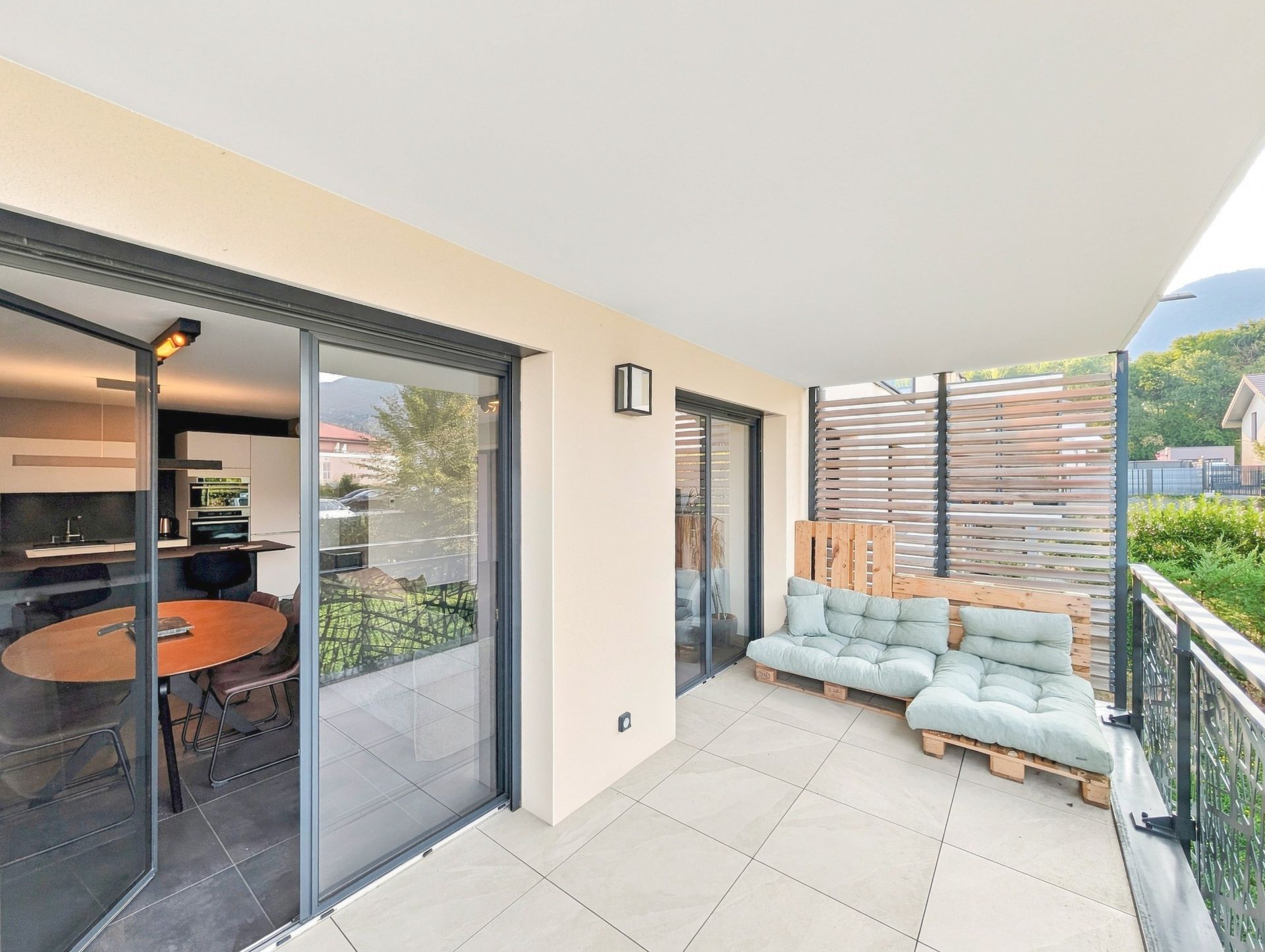 apartment 3 Rooms for sale on BEAUMONT (74160)