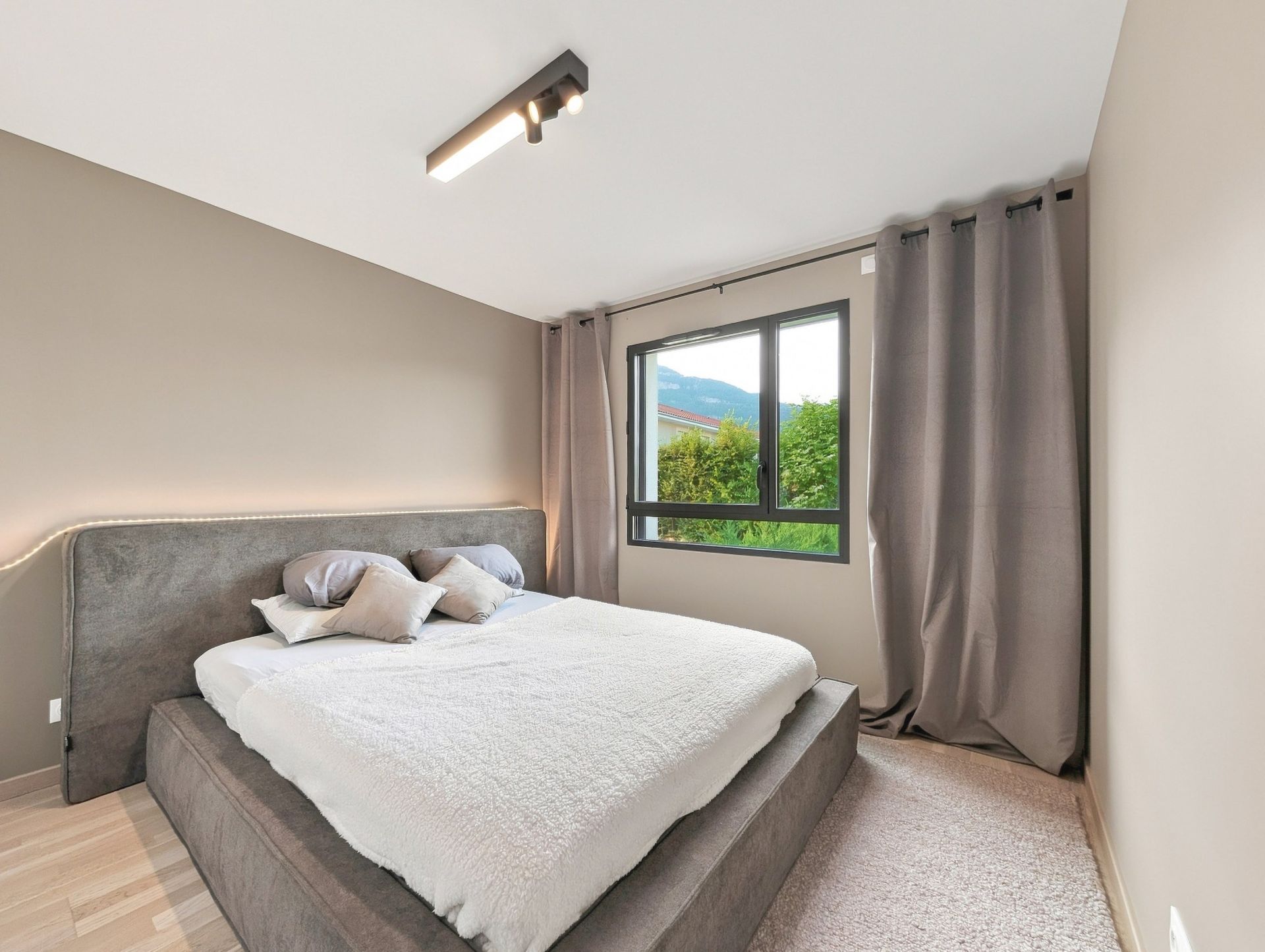 apartment 3 Rooms for sale on BEAUMONT (74160)