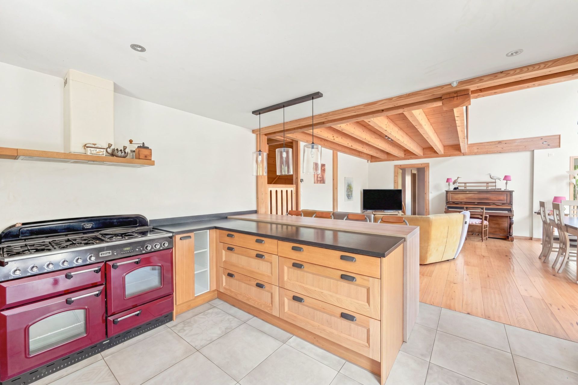 maison 8 Pièces en vente sur EVIAN LES BAINS (74500)