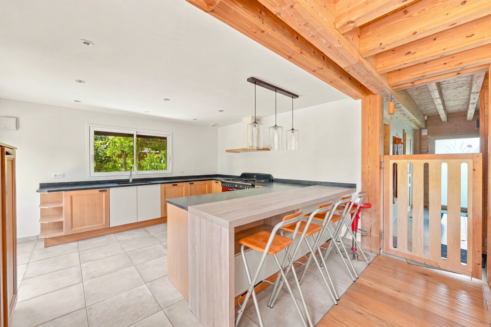 maison 8 Pièces en vente sur EVIAN LES BAINS (74500)