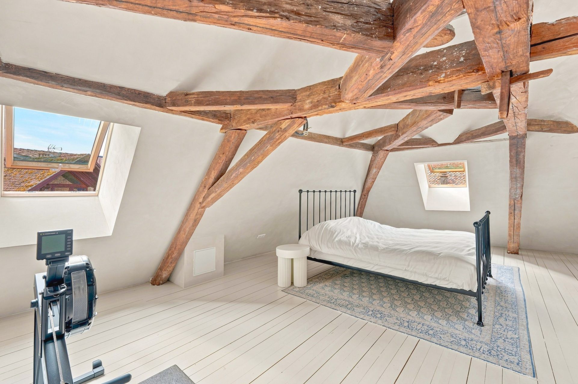  8 Rooms for sale on NERNIER (74140)