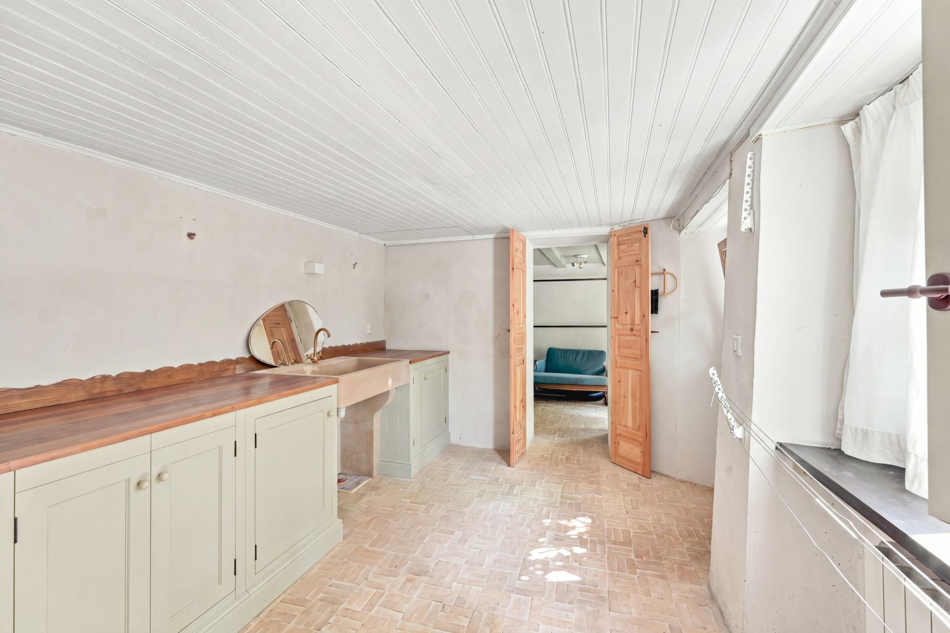  8 Rooms for sale on NERNIER (74140)