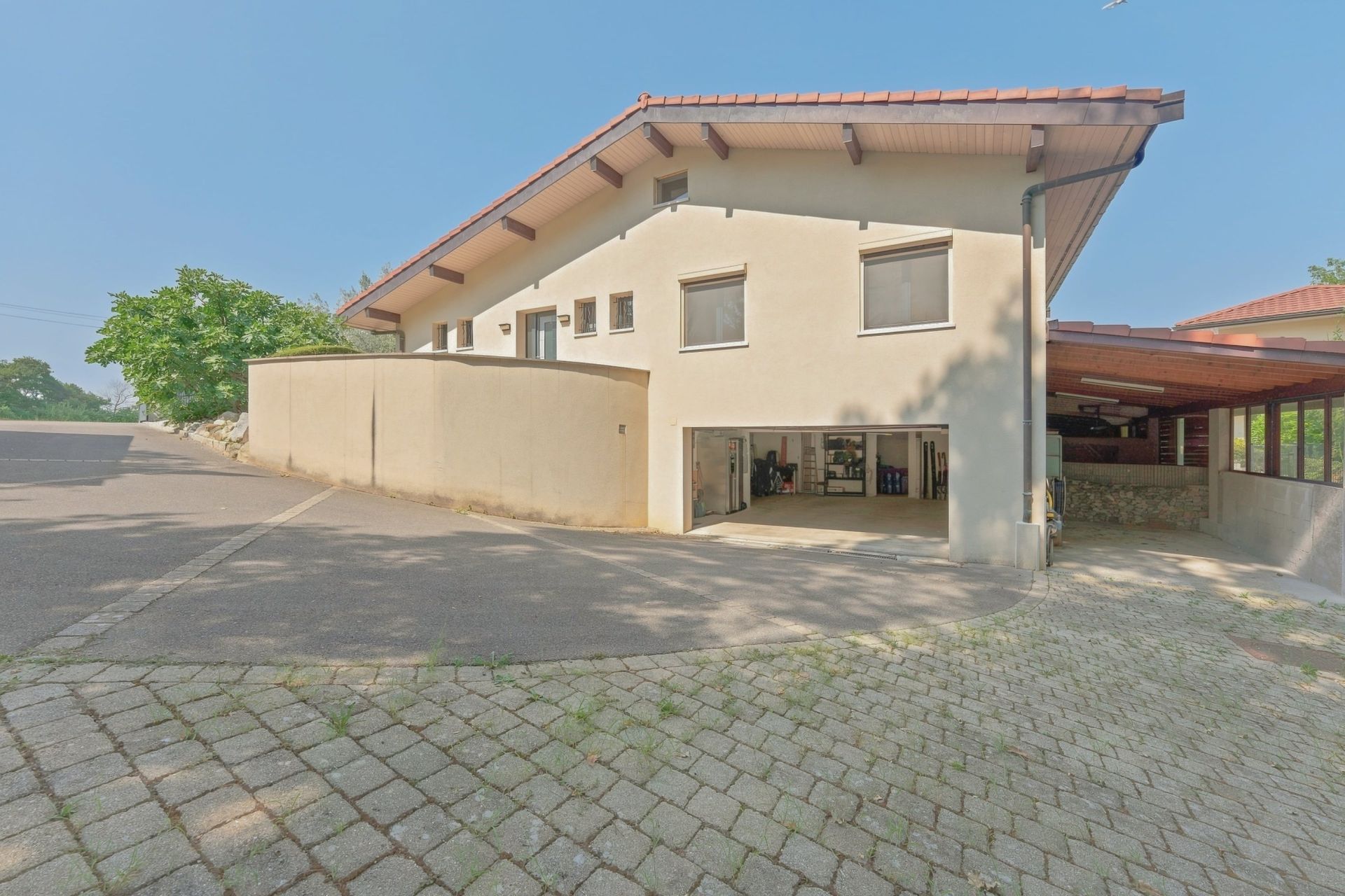 maison 7 Pièces en vente sur CHENS SUR LEMAN (74140)