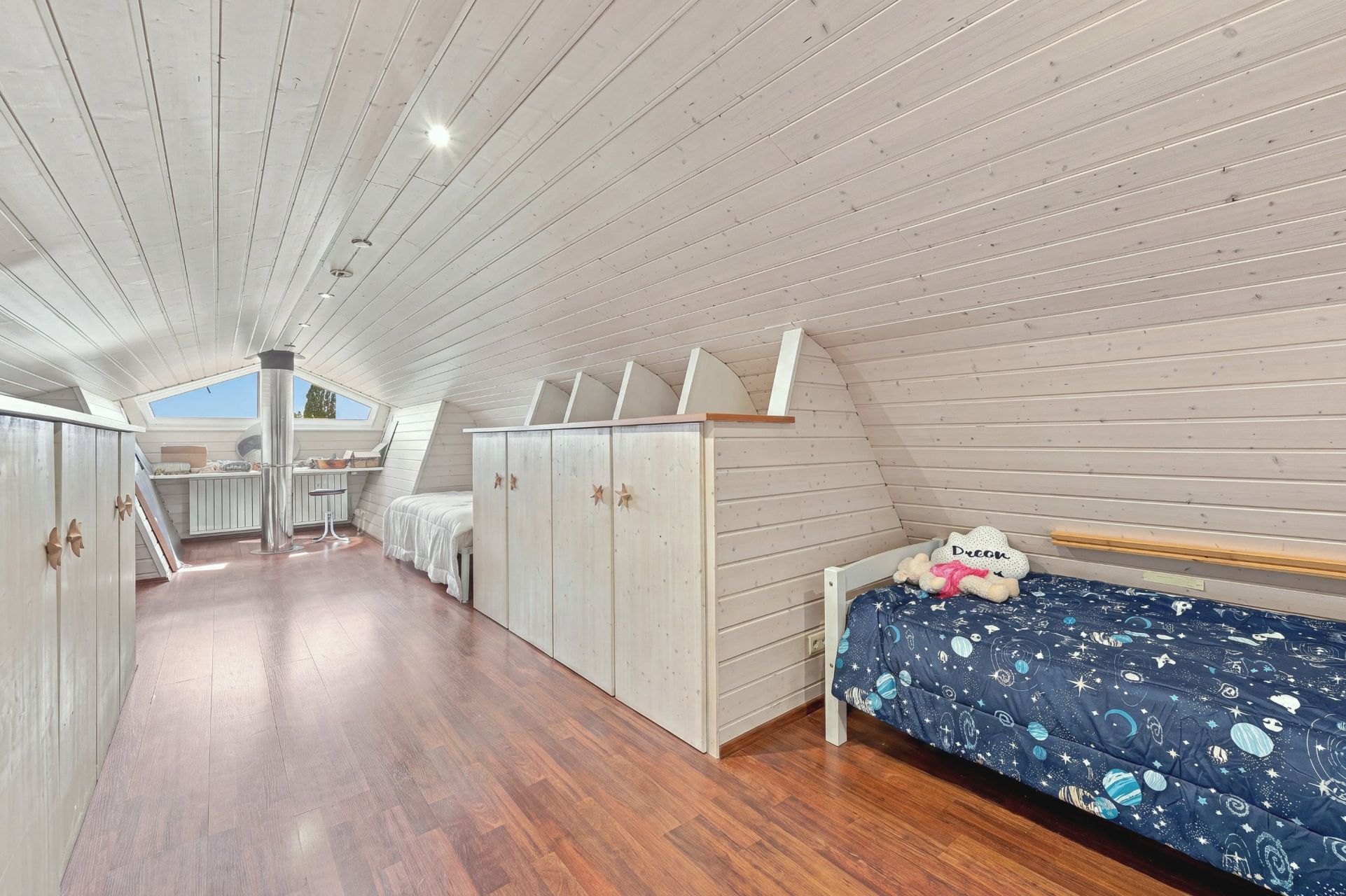 architect's house 8 Rooms for sale on NERNIER (74140)
