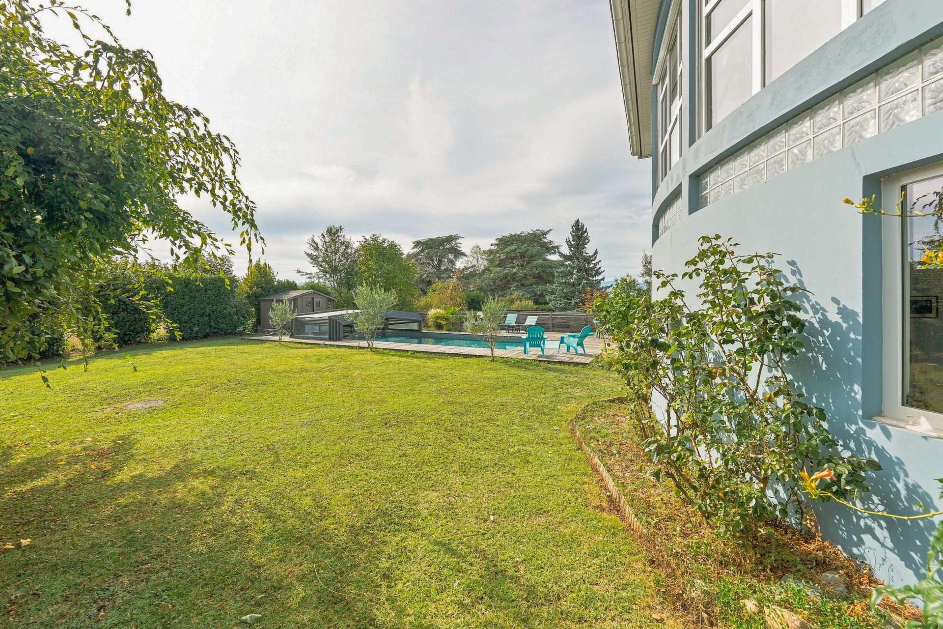architect's house 8 Rooms for sale on NERNIER (74140)