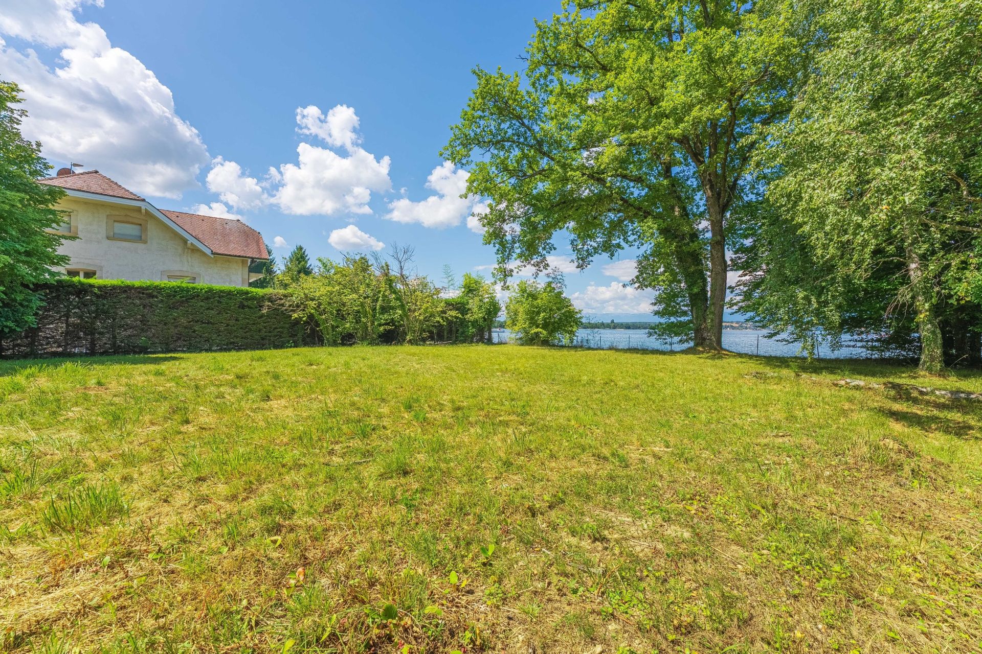 buildable land for sale on SCIEZ (74140)