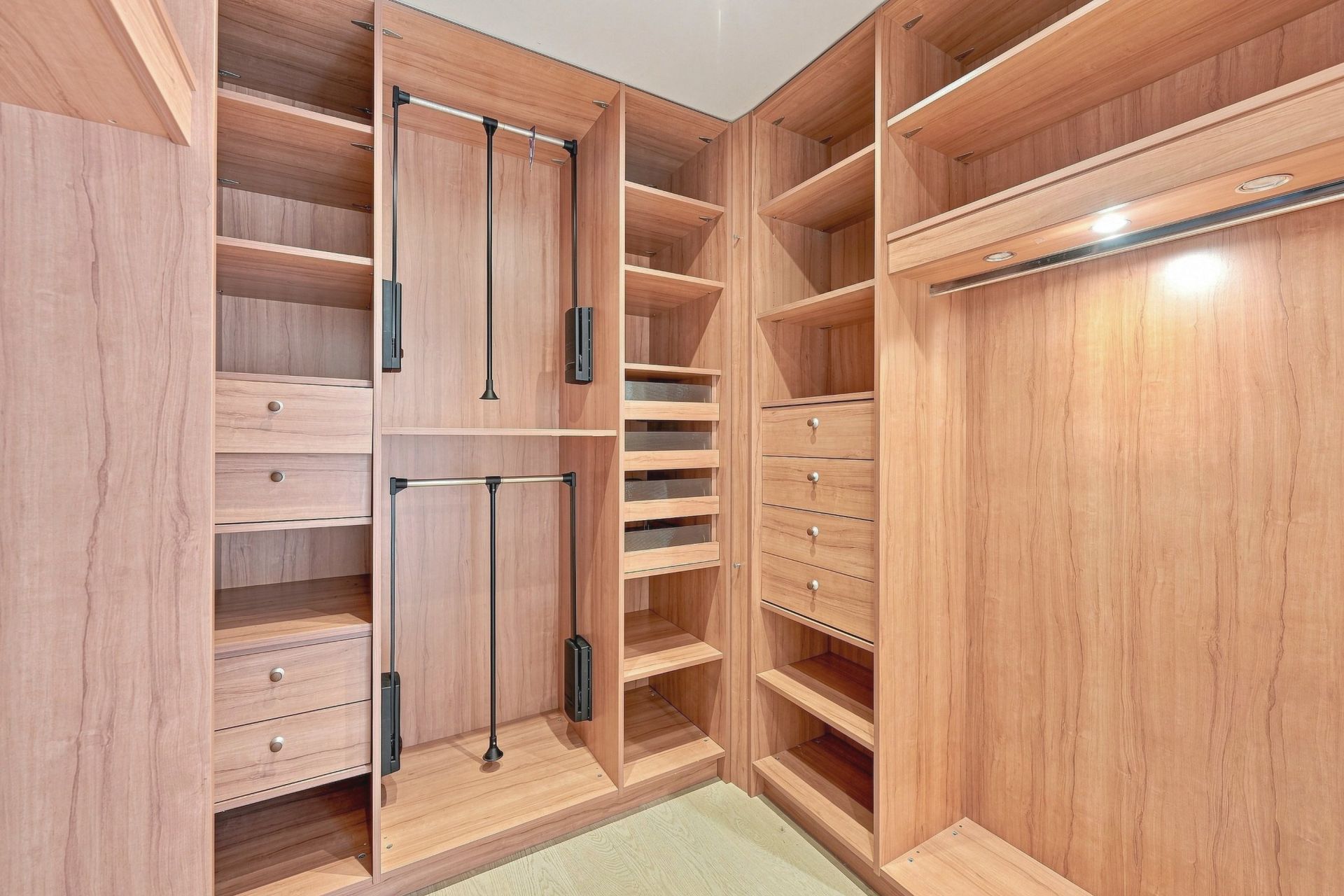 apartment 5 Rooms for sale on ST GINGOLPH (74500)