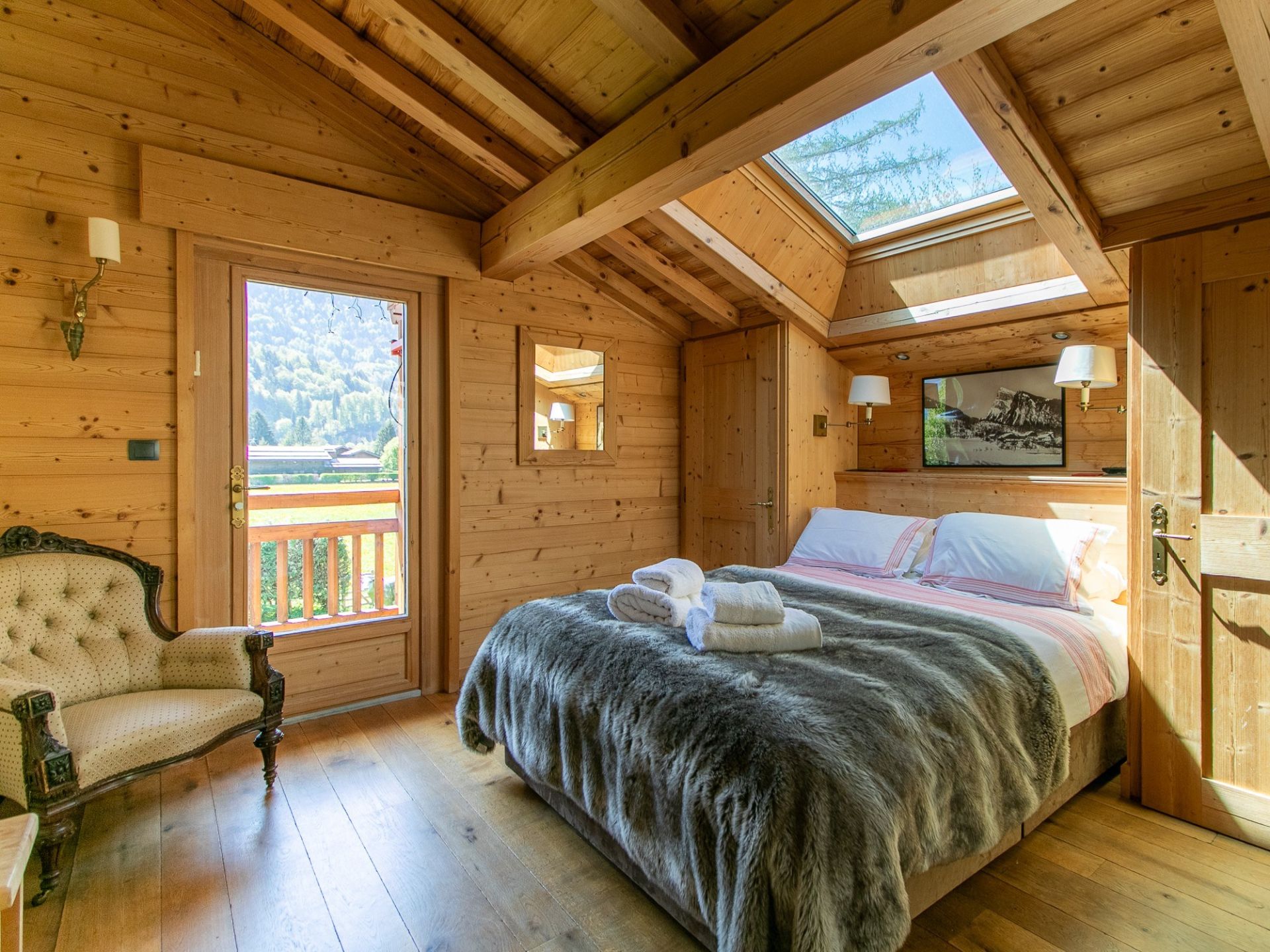 chalet 14 Rooms for sale on SAMOENS (74340)