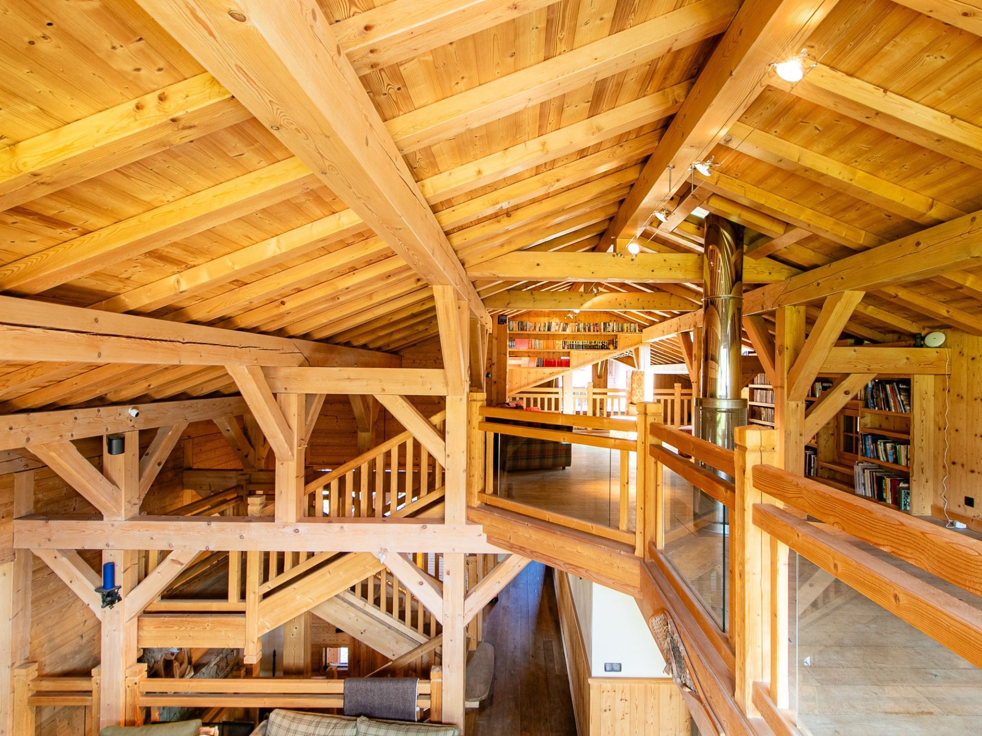 chalet 14 Rooms for sale on SAMOENS (74340)