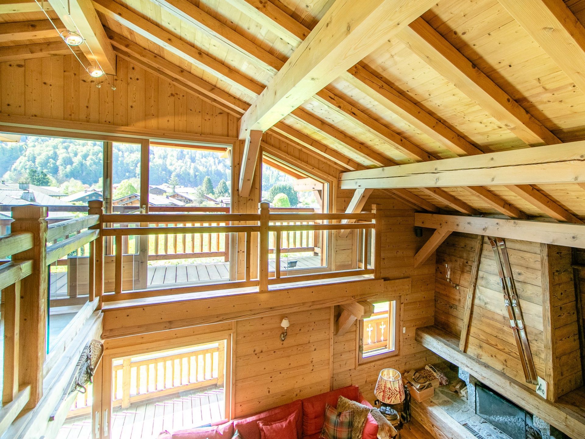 chalet 14 Rooms for sale on SAMOENS (74340)