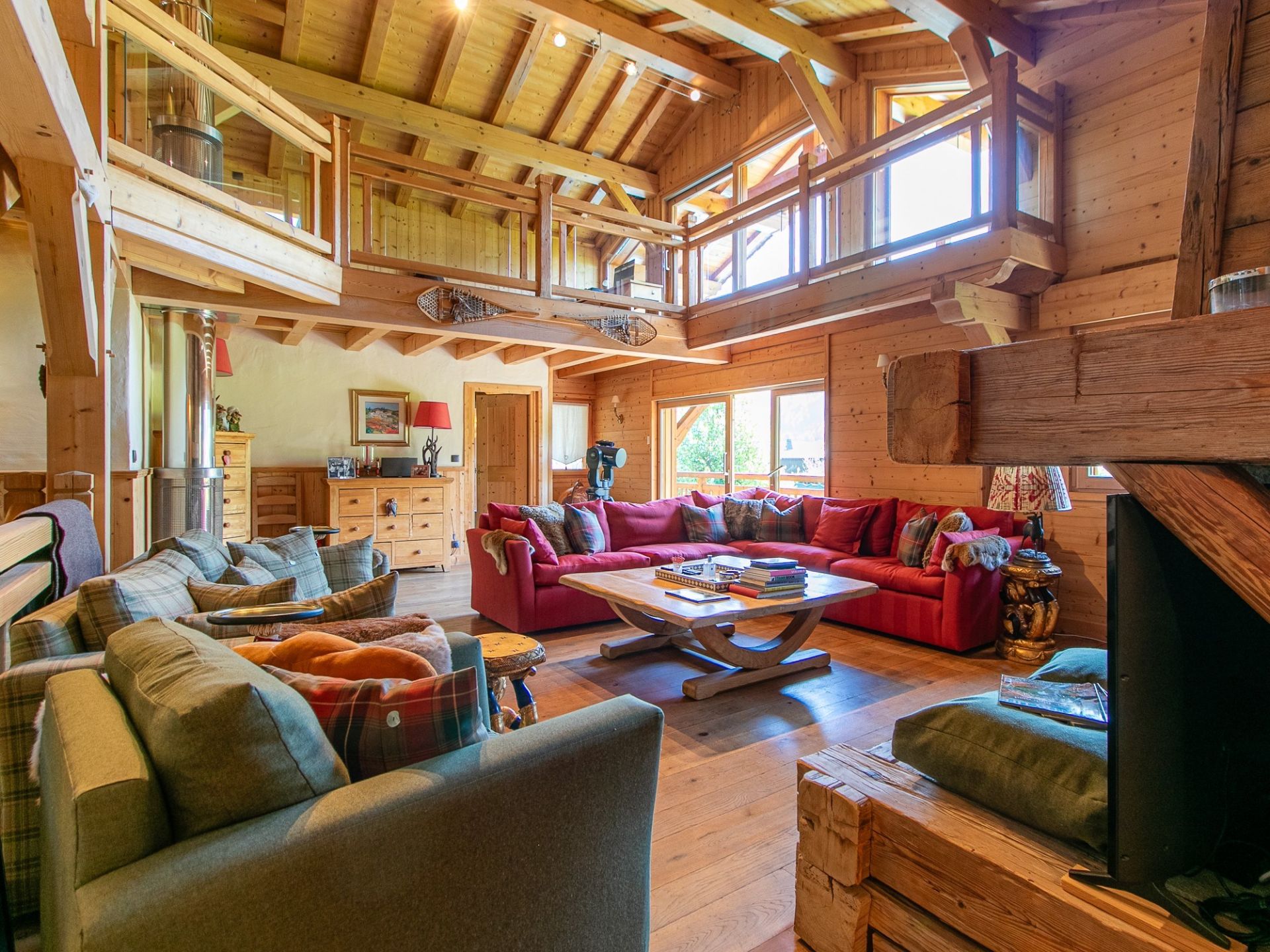 chalet 14 Rooms for sale on SAMOENS (74340)