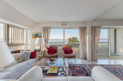 appartement 4 Pièces en vente sur EVIAN LES BAINS (74500) Vente Appartement Évian-les-Bains 4 Pièces 120 m²