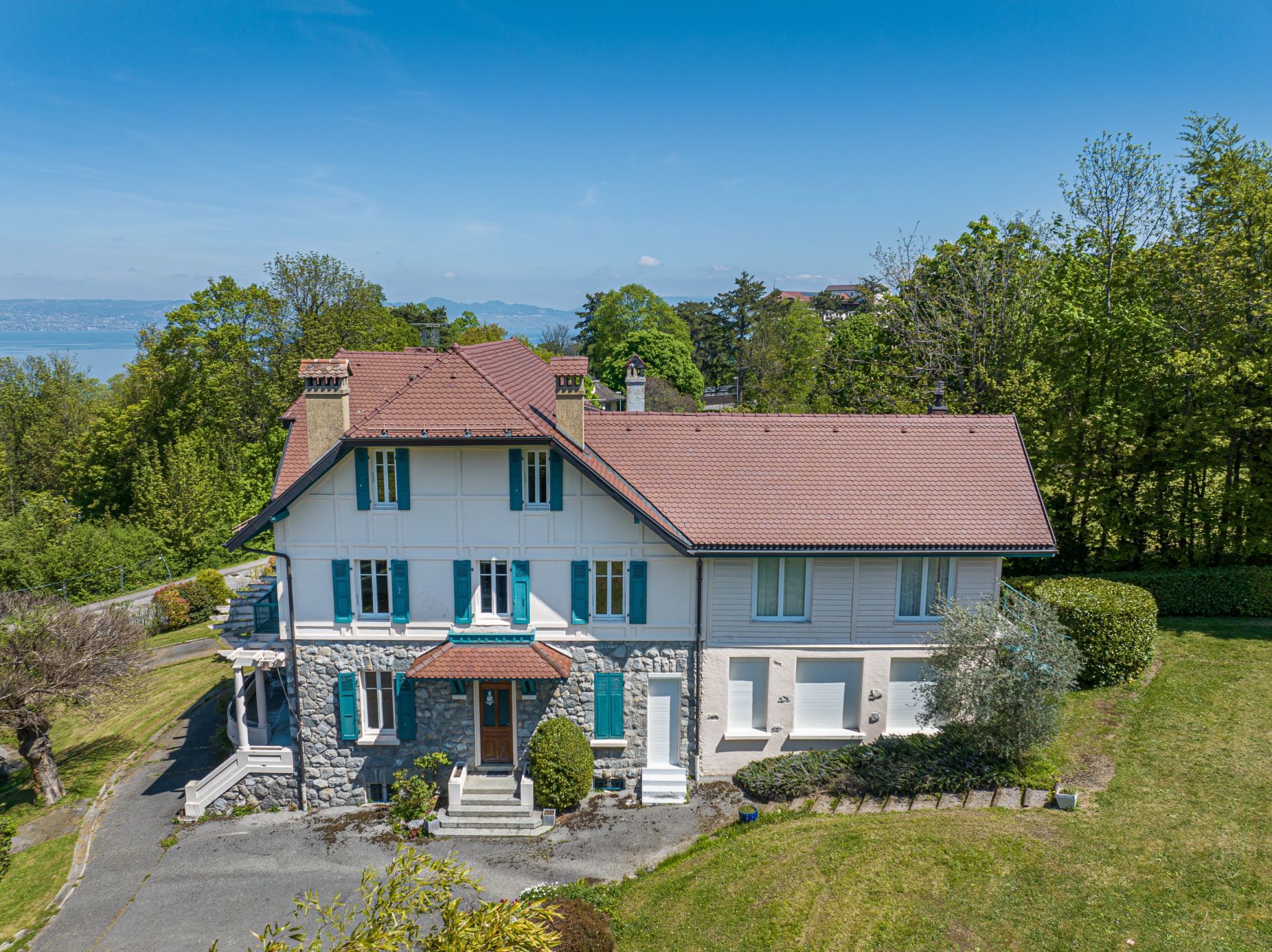 maison 13 Pièces en vente sur EVIAN LES BAINS (74500)