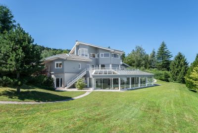 architect's house 8 Rooms for sale on EVIAN LES BAINS (74500) Sale Architect's house Évian-les-Bains 8 Rooms 594 m²