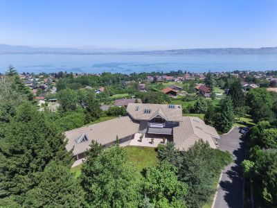 architect's house 8 Rooms for sale on EVIAN LES BAINS (74500) Sale Architect's house Évian-les-Bains 8 Rooms 594 m²