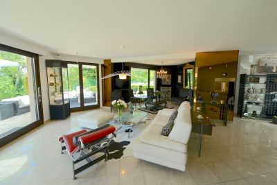 apartment 6 Rooms for sale on EVIAN LES BAINS (74500) Sale Apartment Évian-les-Bains 6 Rooms 250 m²