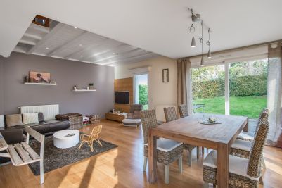 villa 6 Rooms for sale on NEUVECELLE (74500) Sale Villa Neuvecelle 6 Rooms 600 m²