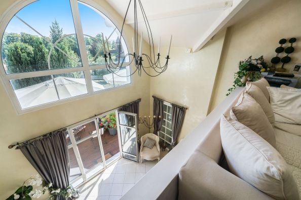 Sale House Chens-sur-Léman 5&nbsp;Rooms 190&nbsp;m²