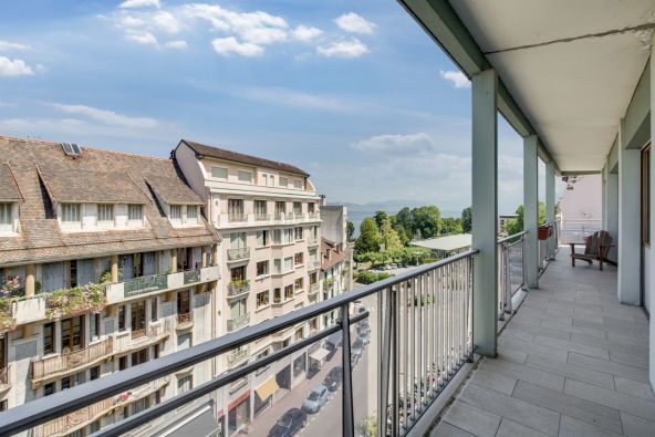 Sale Apartment Évian-les-Bains 4&nbsp;Rooms 118&nbsp;m²