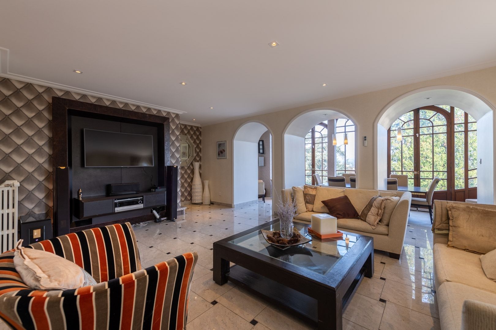 apartment 6 Rooms for sale on EVIAN LES BAINS (74500)