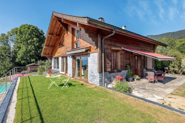 Sale Chalet Cranves-Sales 5 Rooms 200 m²