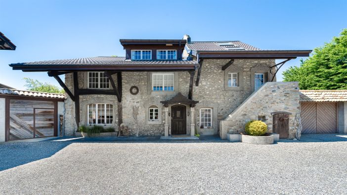 Vente Corps de ferme Veigy-Foncenex 9&nbsp;Pièces 360&nbsp;m²