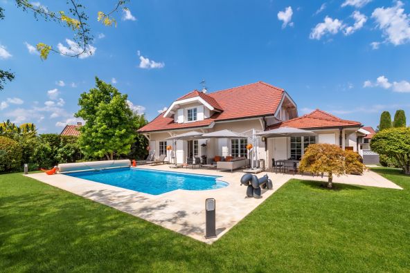 Vente Maison Veigy-Foncenex 5&nbsp;Pièces 213&nbsp;m²