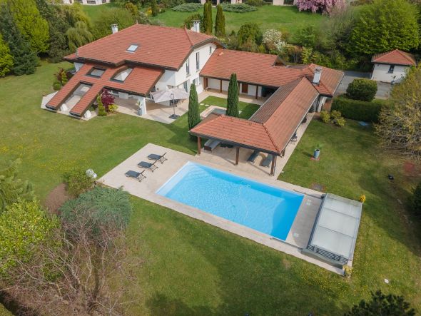 Sale Architect's house Vétraz-Monthoux 7&nbsp;Rooms 393&nbsp;m²