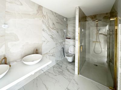 Sale Apartment Évian-les-Bains 6&nbsp;Rooms 205&nbsp;m²