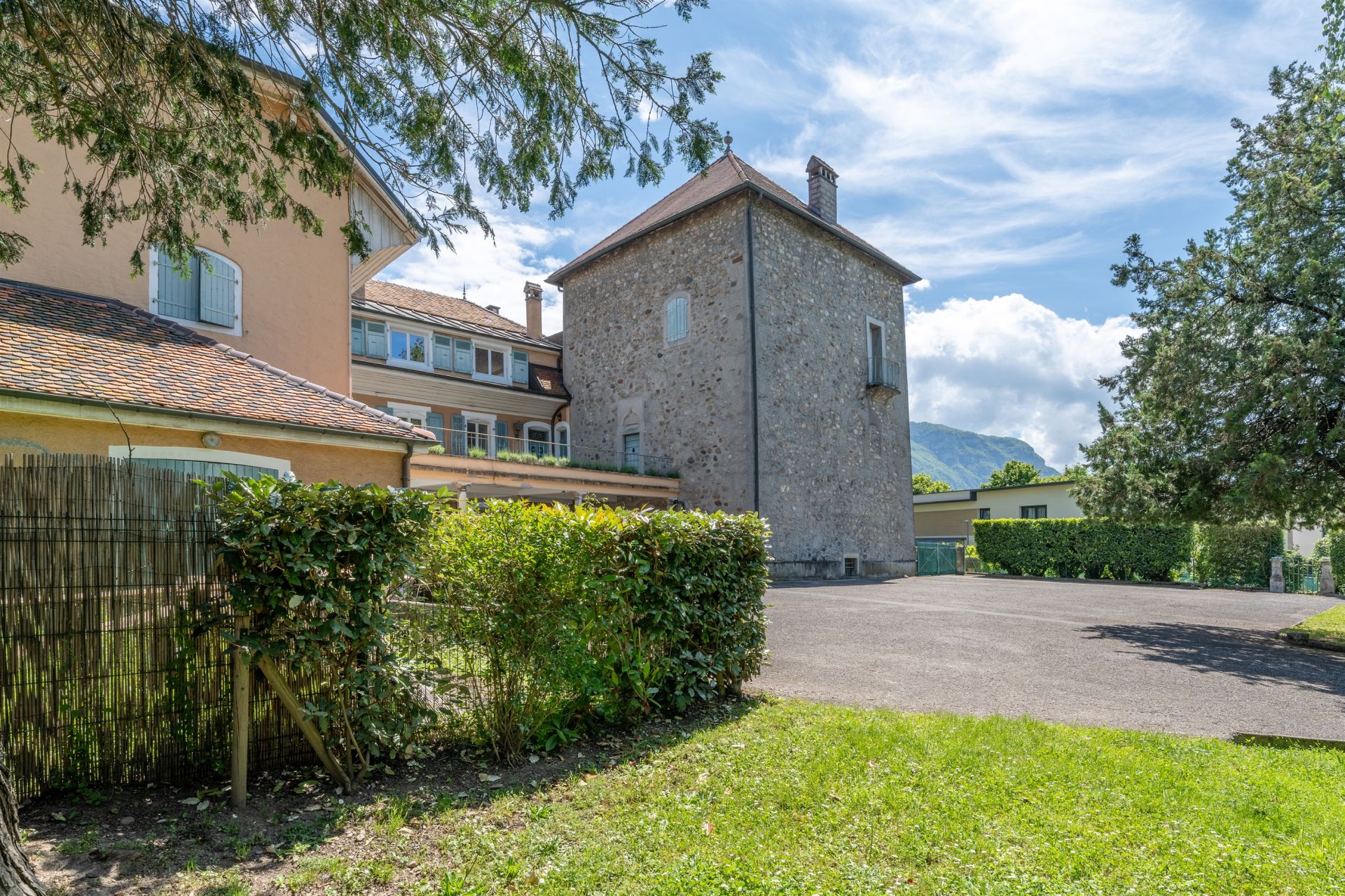 appartement 5 Pièces en vente sur GAILLARD (74240)