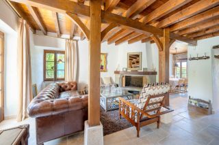 house 6 Rooms for sale on BALLAISON (74140)