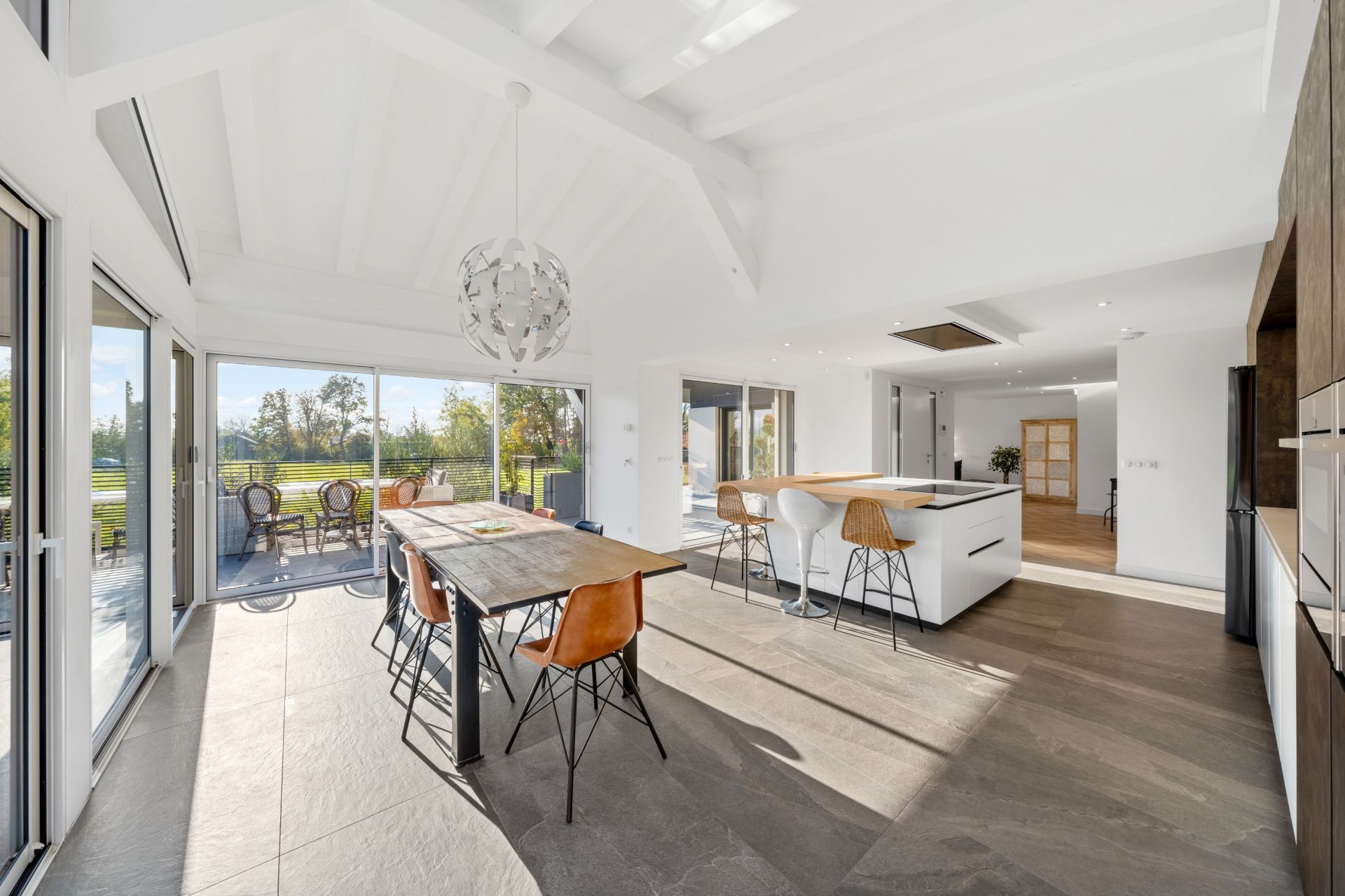 house 14 Rooms for sale on ANTHY SUR LEMAN (74200)